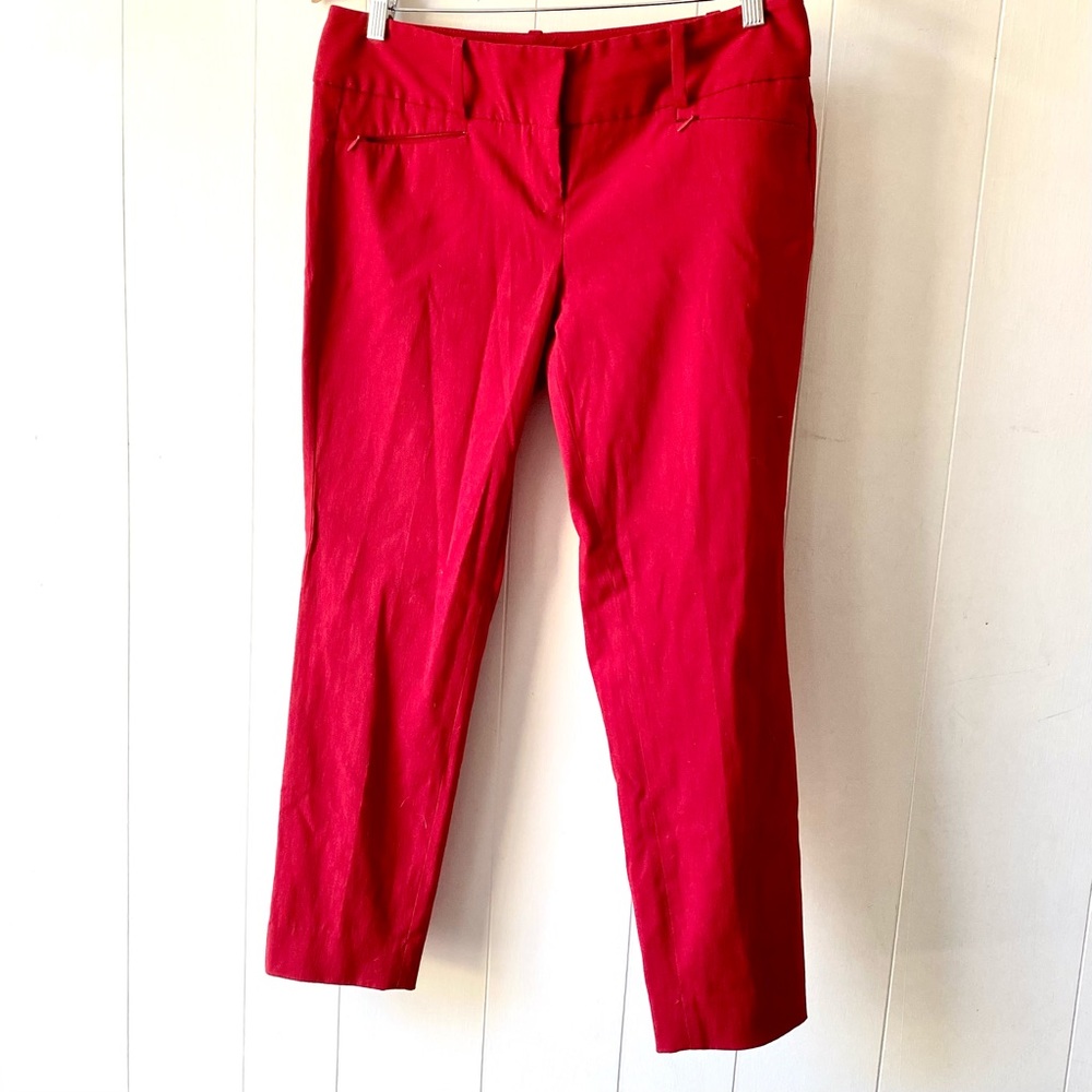 The Limited Extra Stretch Red Dress Capris Size 8